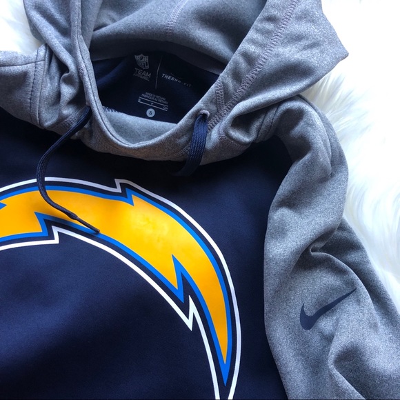 ❌SOLD❌ Chargers NFL Team Apparel Nike Sweater - Picture 5 of 5